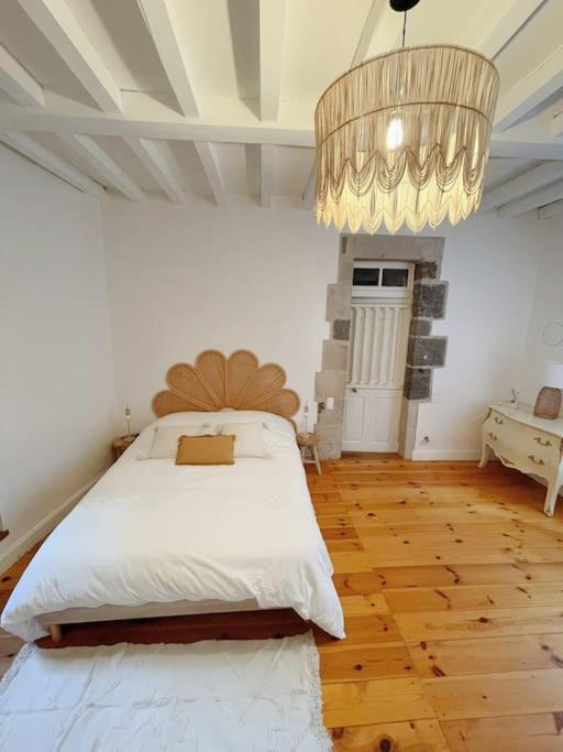 Logis Du Chandelier Le Puy-en-Velay المظهر الخارجي الصورة