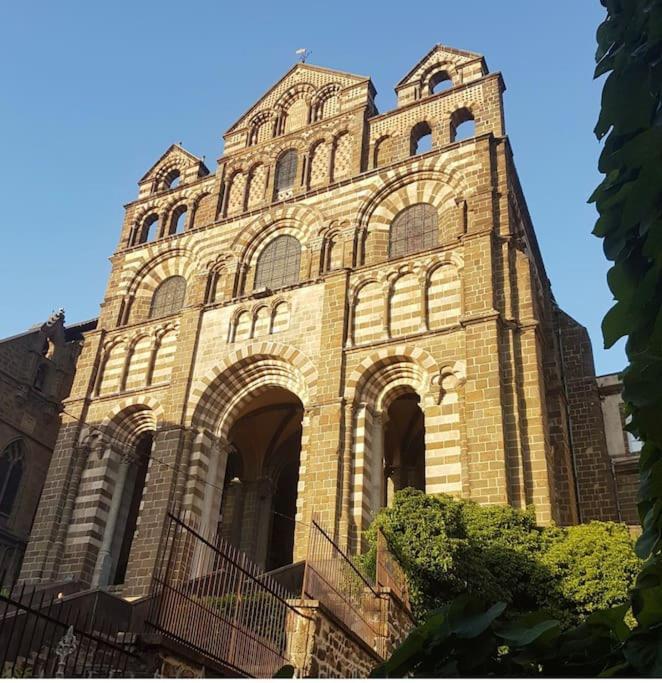 Logis Du Chandelier Le Puy-en-Velay المظهر الخارجي الصورة